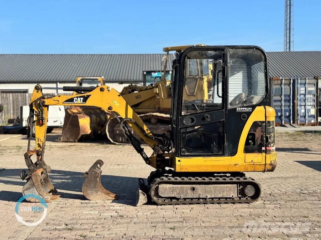 CAT 301.6C Minibagger < 7t
