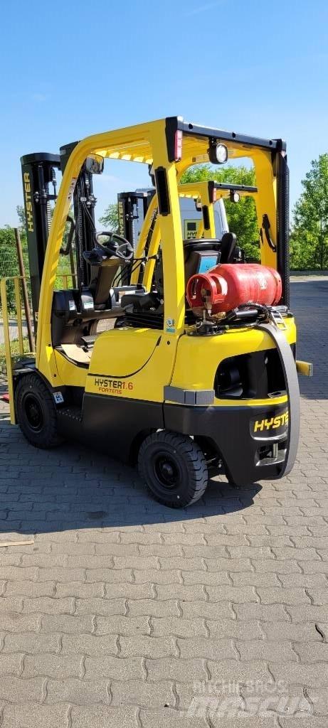 Hyster H 1.6 FT Gas Stapler
