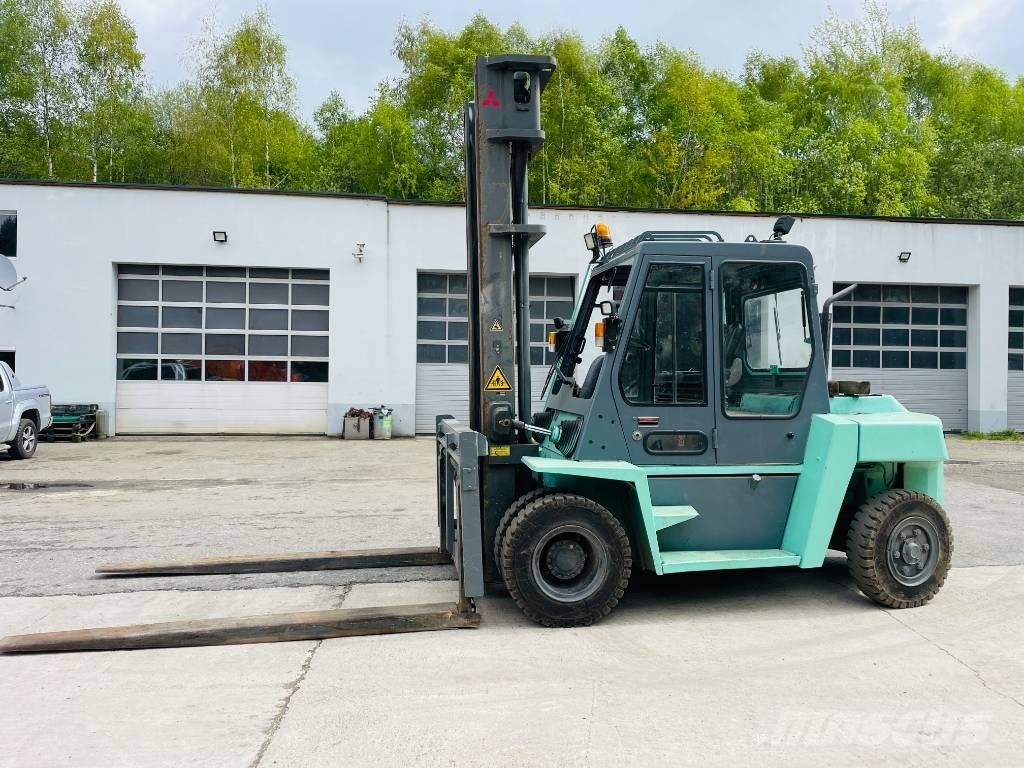 Mitsubishi FD 70 Diesel Stapler