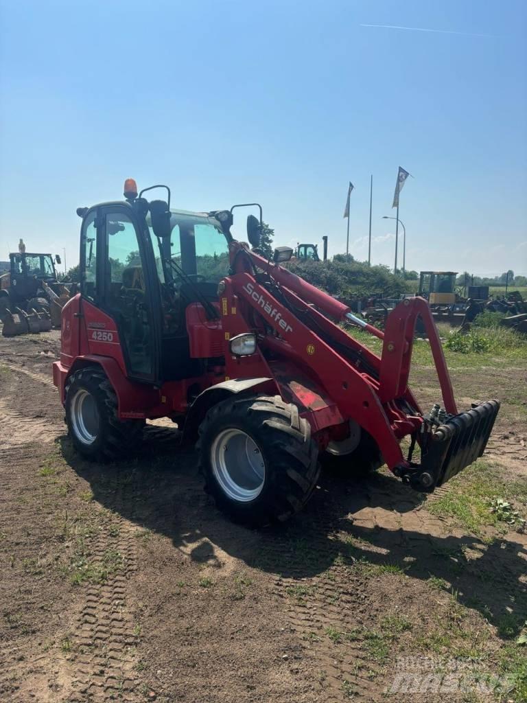 Schäffer 4250 Minilader