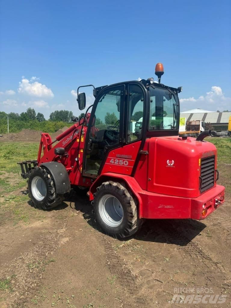 Schäffer 4250 Minilader