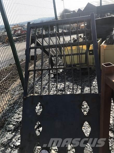  SAFTEY ROLL CAGE Sonstige Baumaschinen