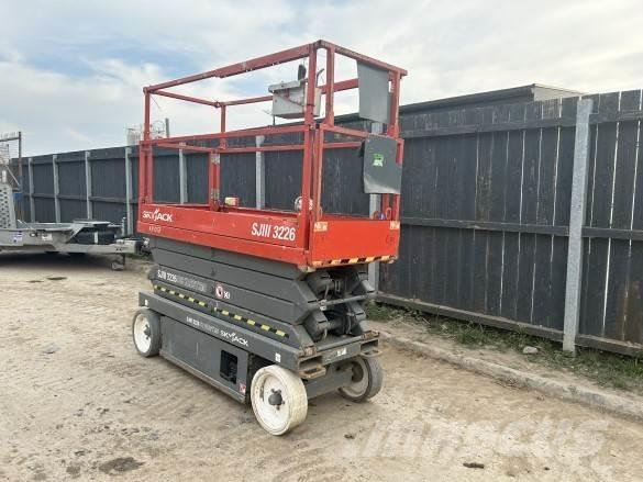 SkyJack SJ111-3266 Sonstige Baumaschinen