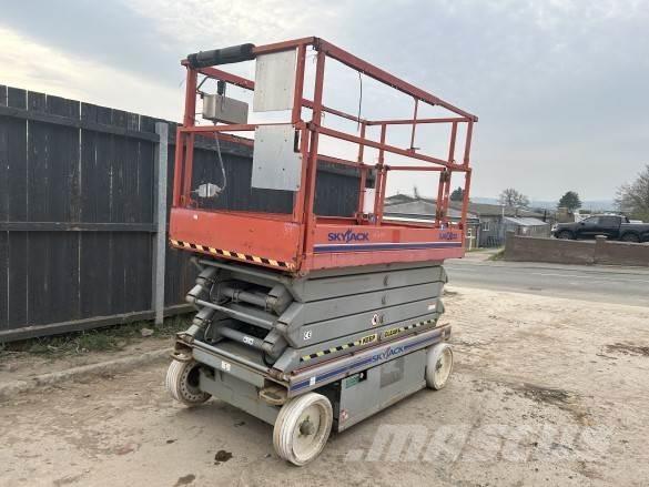 SkyJack SJ111-4632 Sonstige Baumaschinen