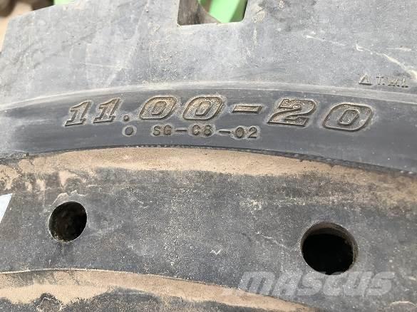  SOLID WHEELS Reifen