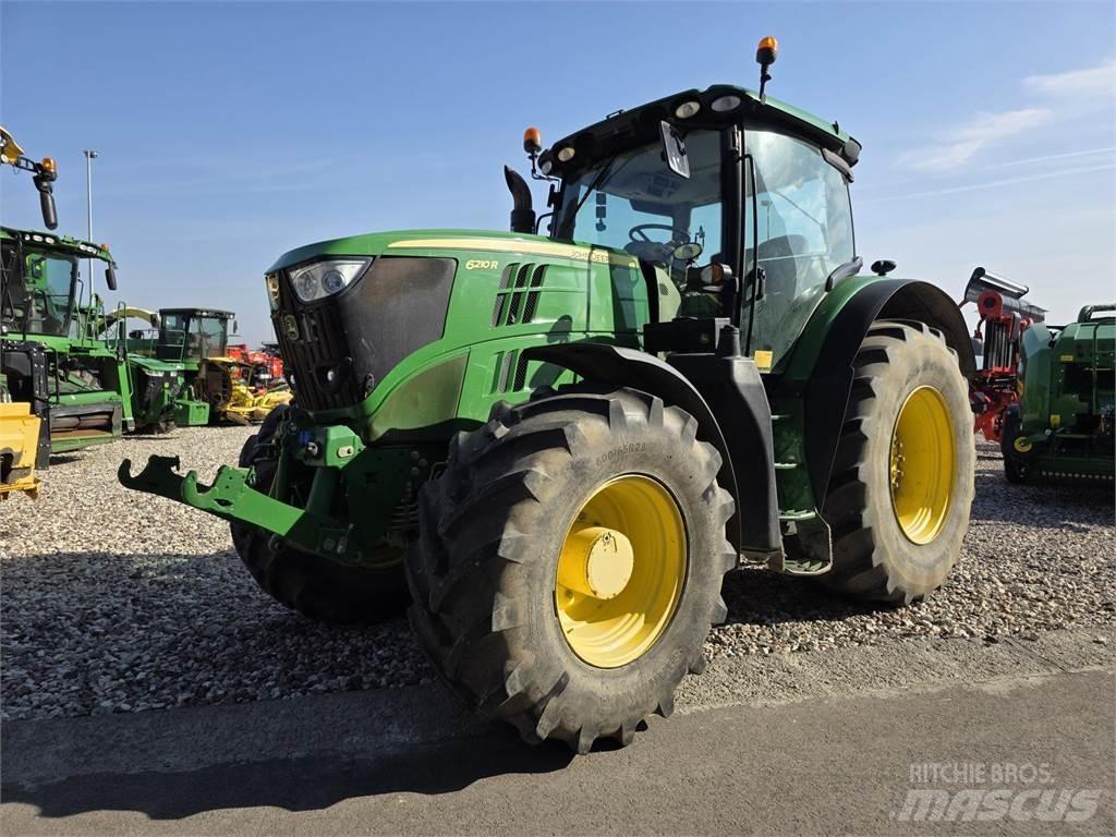 John Deere 6210R Traktoren