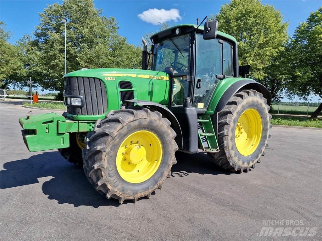John Deere 6930 Traktoren