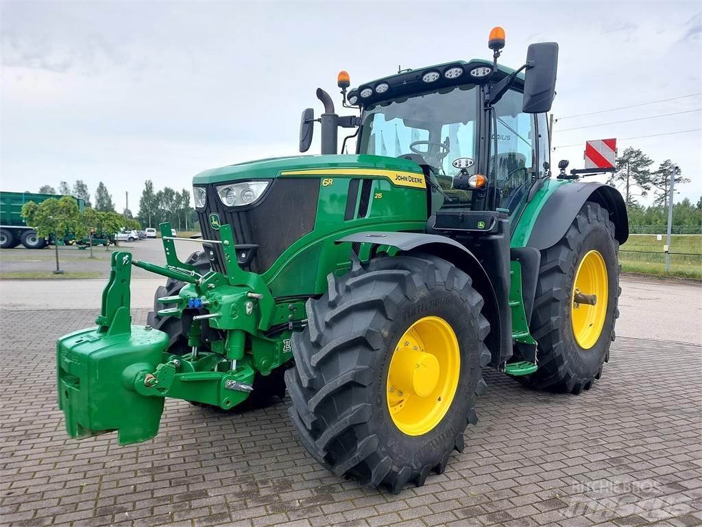 John Deere 6R 215 Traktoren