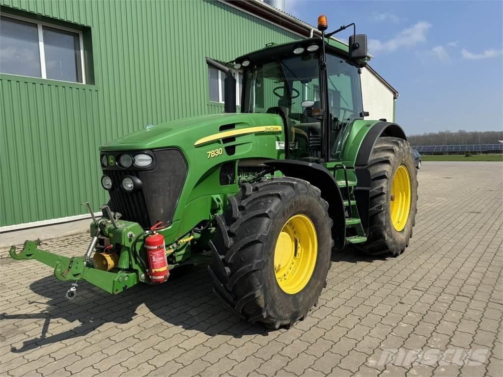 John Deere 7830 Traktoren