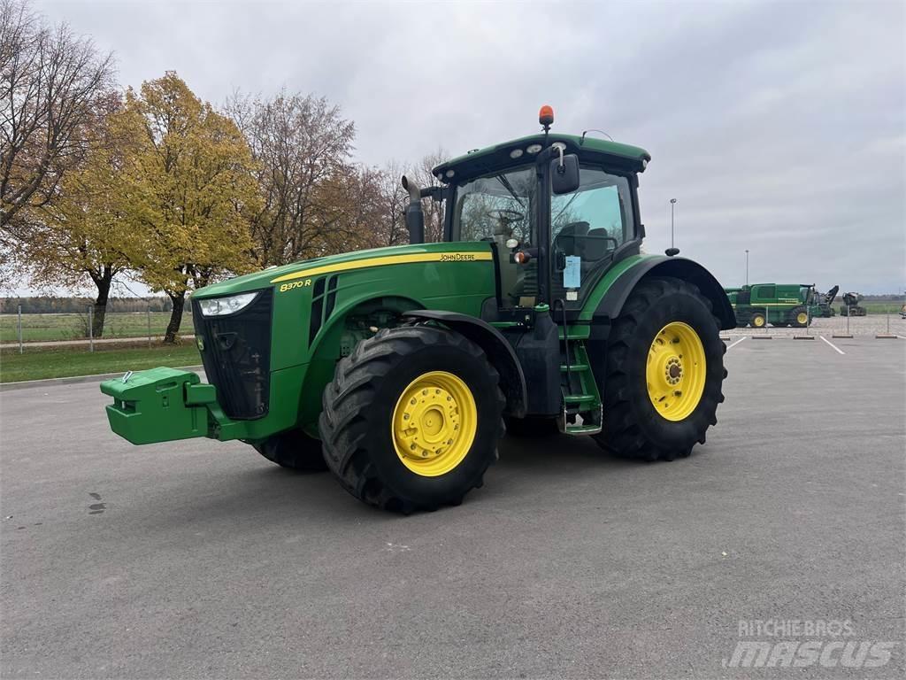 John Deere 8370R Traktoren