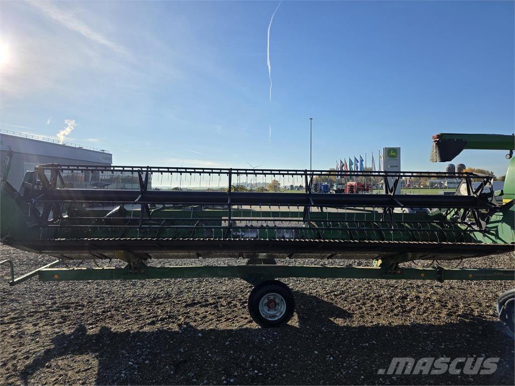 John Deere 9680 WTS Mähdrescher