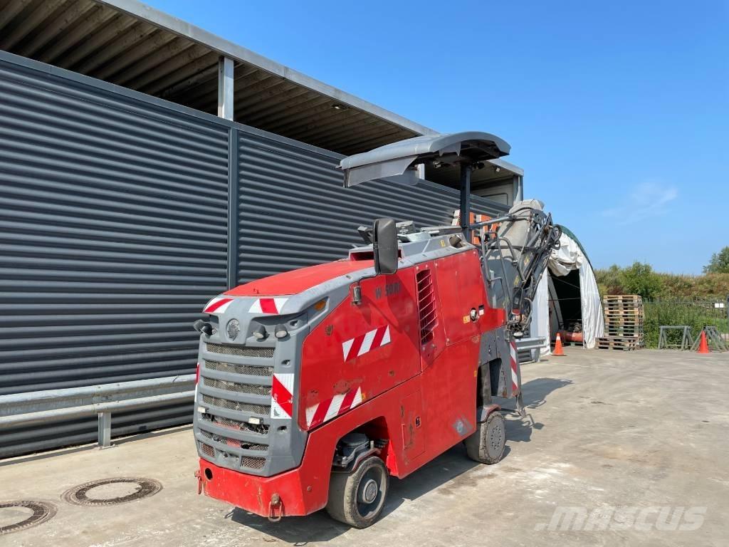 Wirtgen W 50 RI Asphaltfräsen