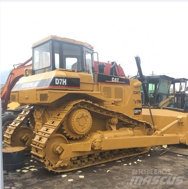 CAT D 7  H Bulldozer