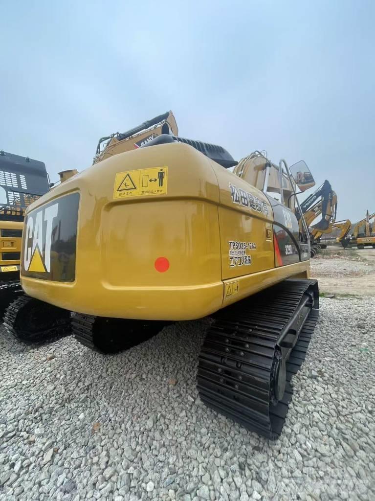 CAT 329D2L Raupenbagger