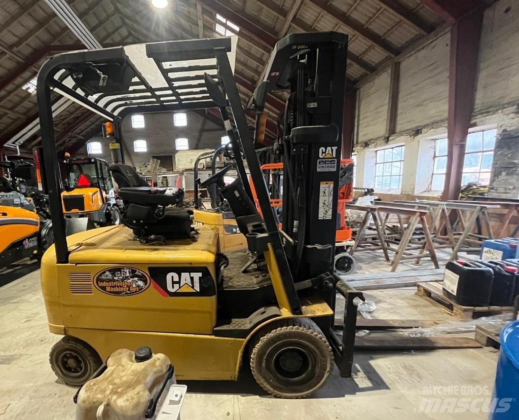 CAT EP 25 Elektro Stapler