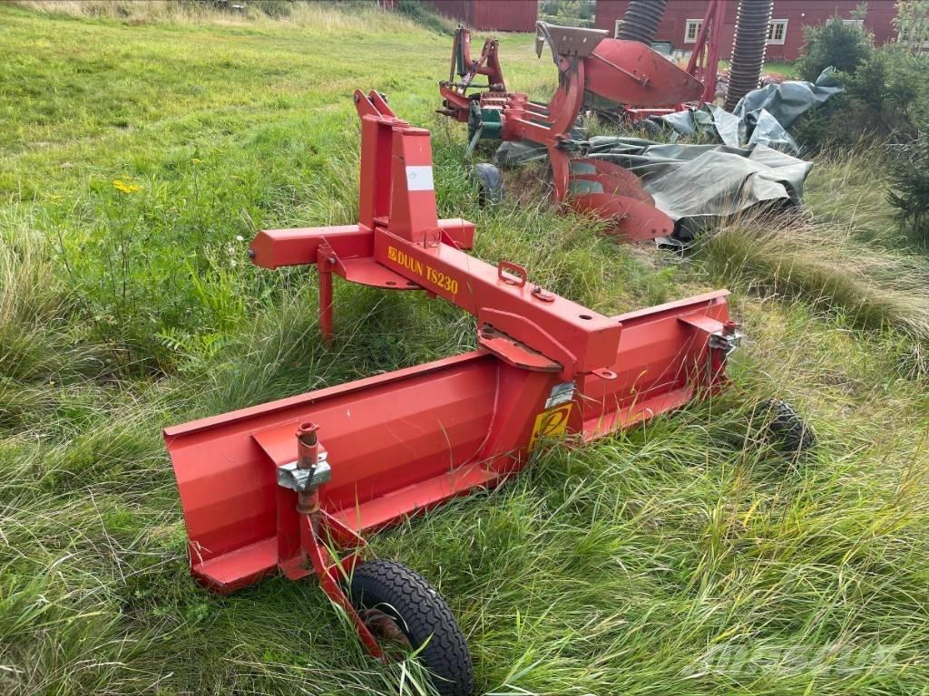 Duun TS 230 Schneeschilde und -pflüge