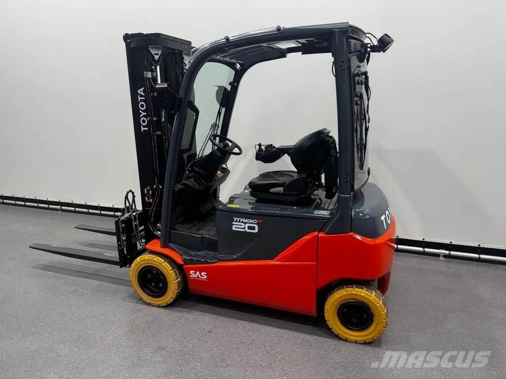 Toyota 8 FBM 20 T Elektro Stapler