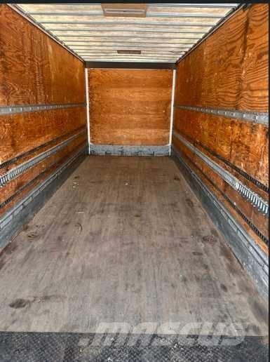 Freightliner M2-112 Kastenaufbau