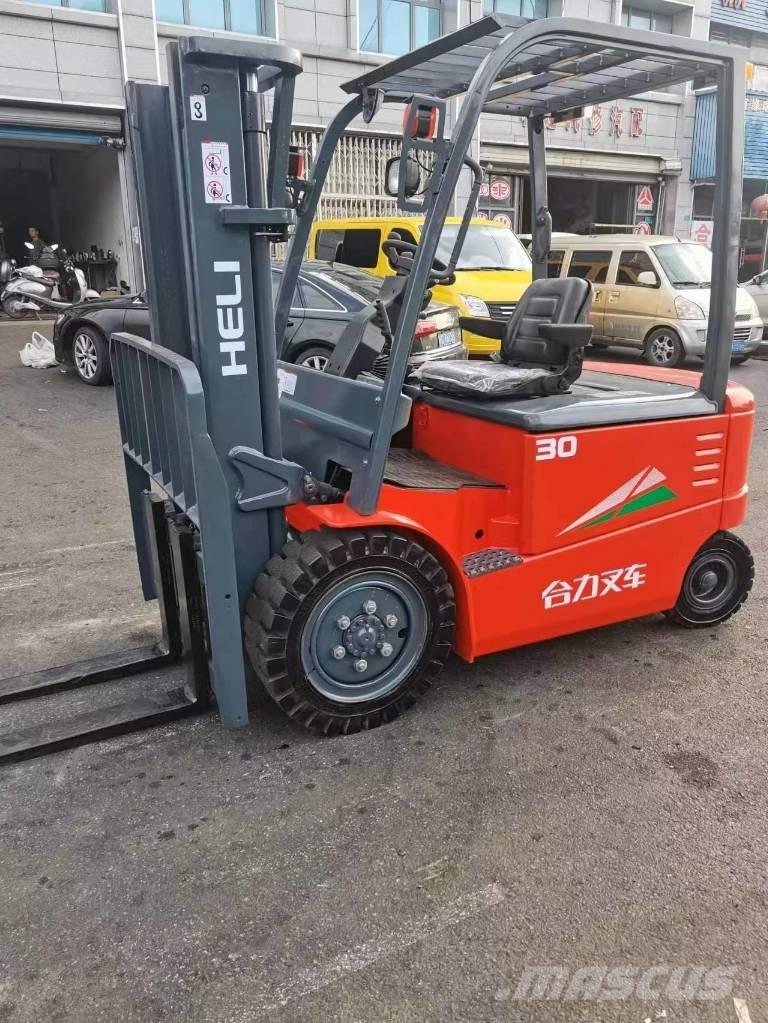Heli FD 30 Diesel Stapler