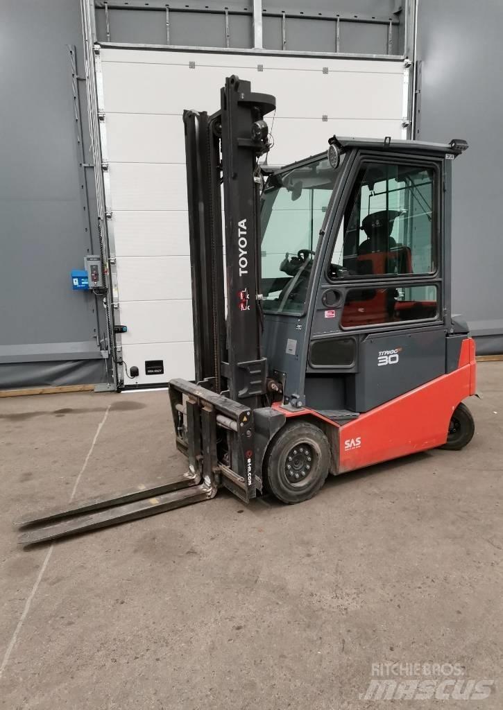 Toyota 8FBMT30 Elektro Stapler
