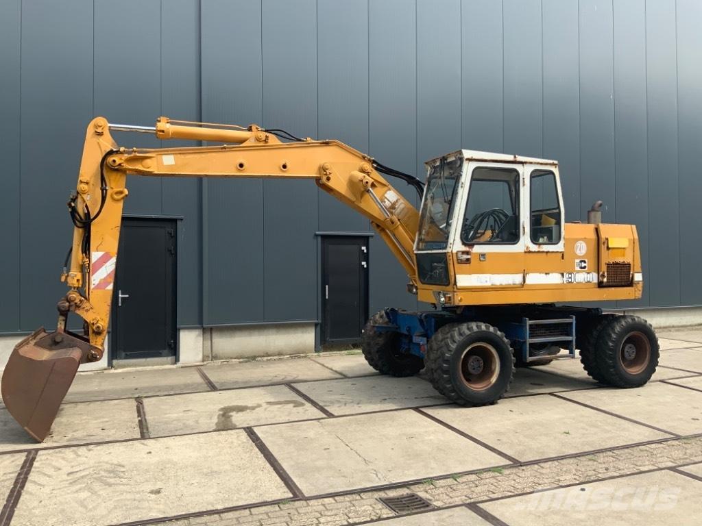 Liebherr A 900 C Mobilbagger