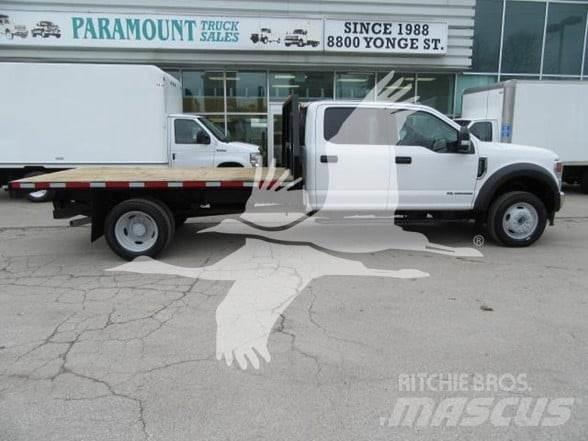 Ford F550 Pritschenwagen/Pritschenwagen mit Seitenklappe