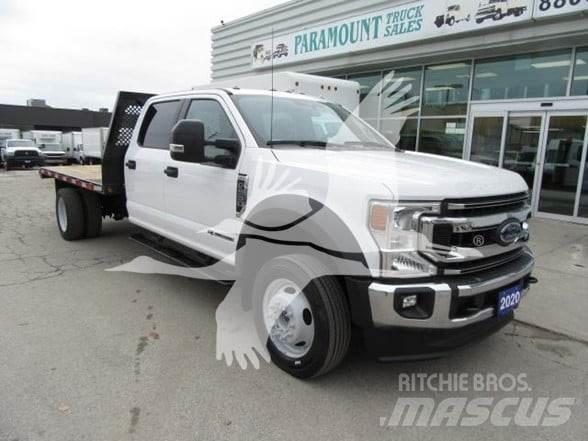 Ford F550 Pritschenwagen/Pritschenwagen mit Seitenklappe