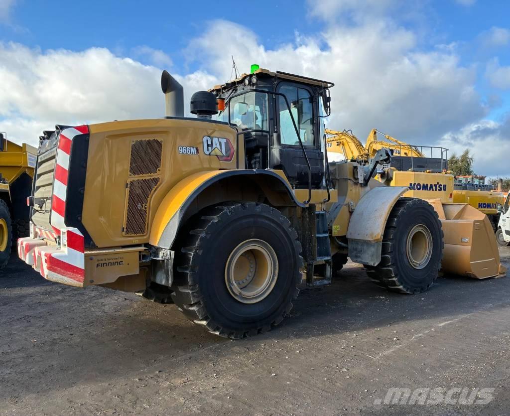 CAT 966 Radlader