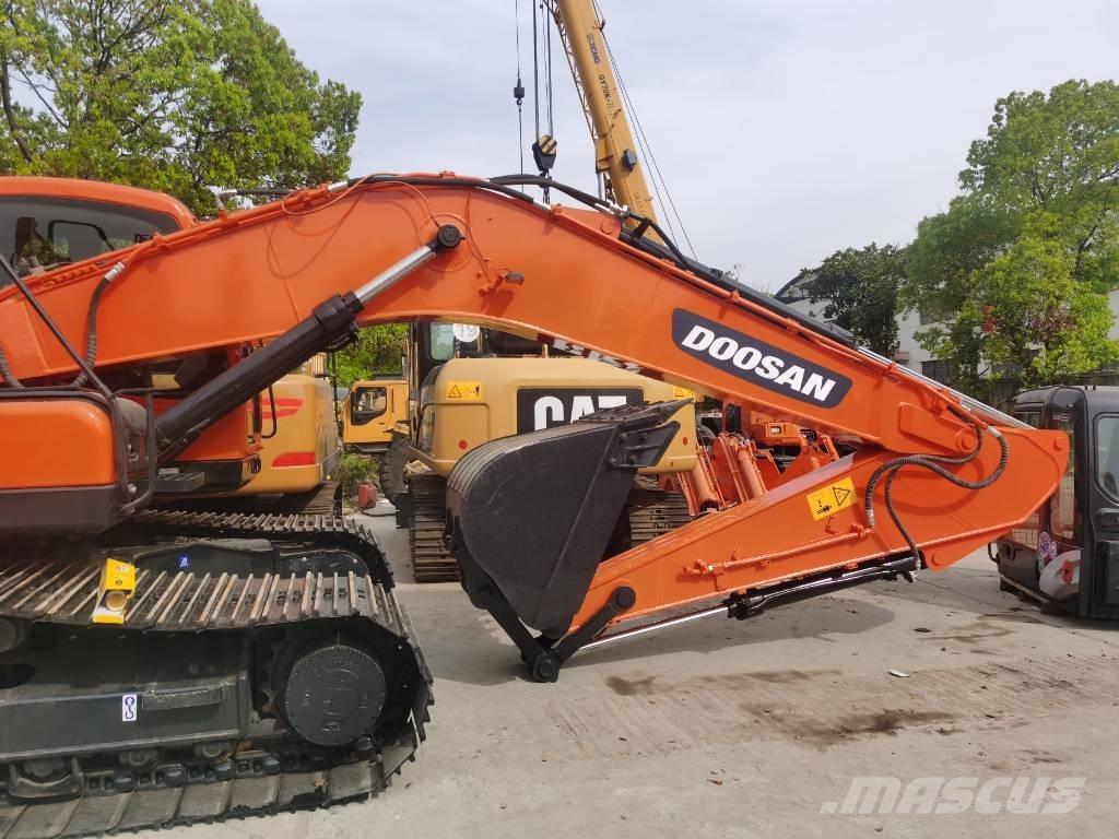 Doosan DX 225 LC-9C Raupenbagger