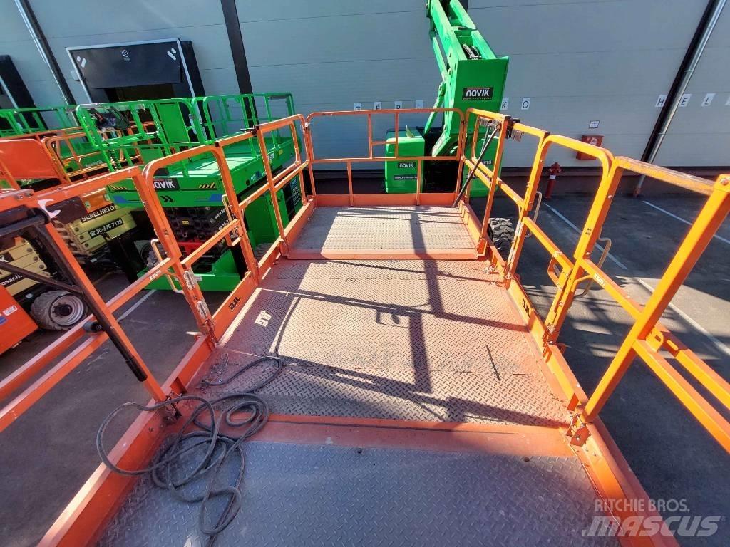 JLG 430 LRT Scheren-Arbeitsbühnen