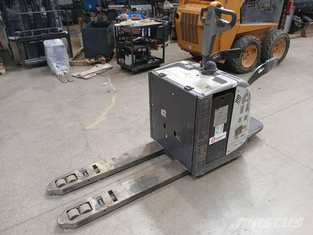 UniCarriers PLP 200 Gabelstapler mit Fahrerstand