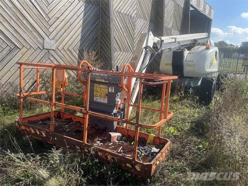 JLG 600AJ Gelenkteleskoparbeitsbühnen
