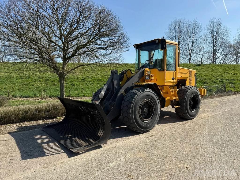 Volvo L70D Radlader