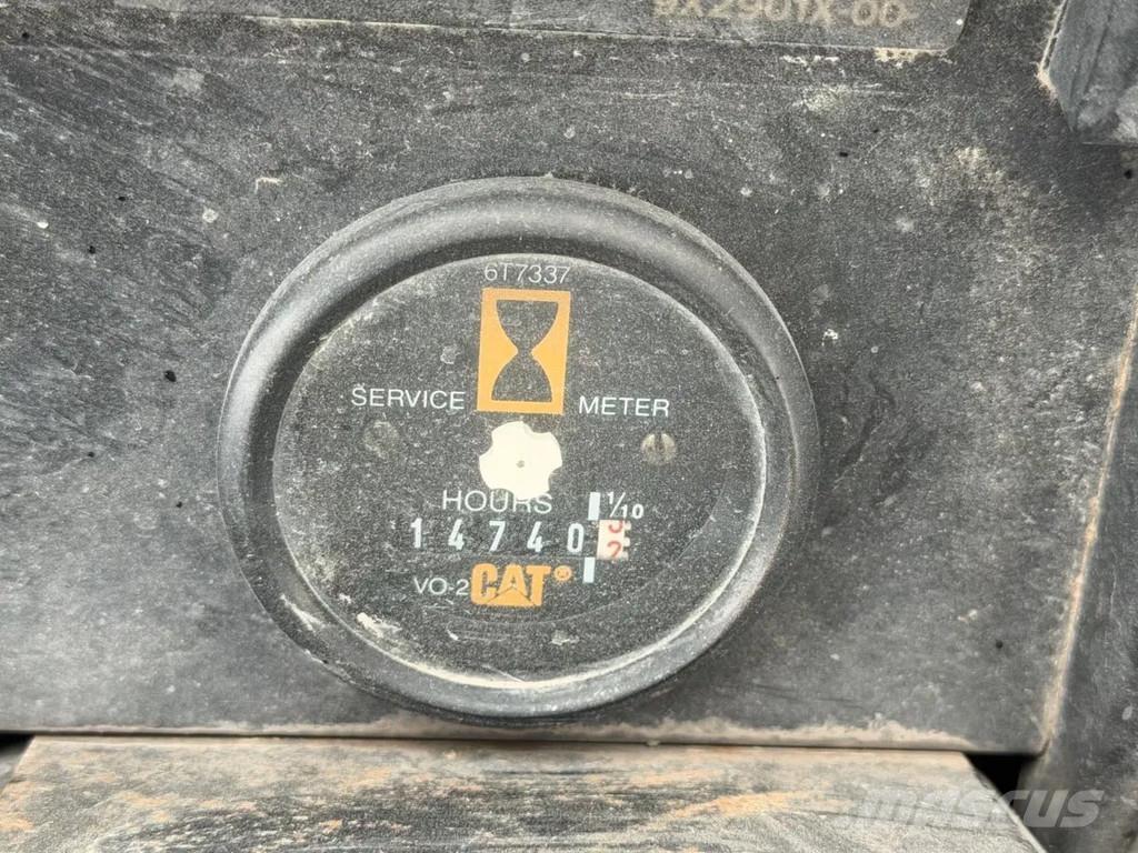 CAT IT 12 B Radlader