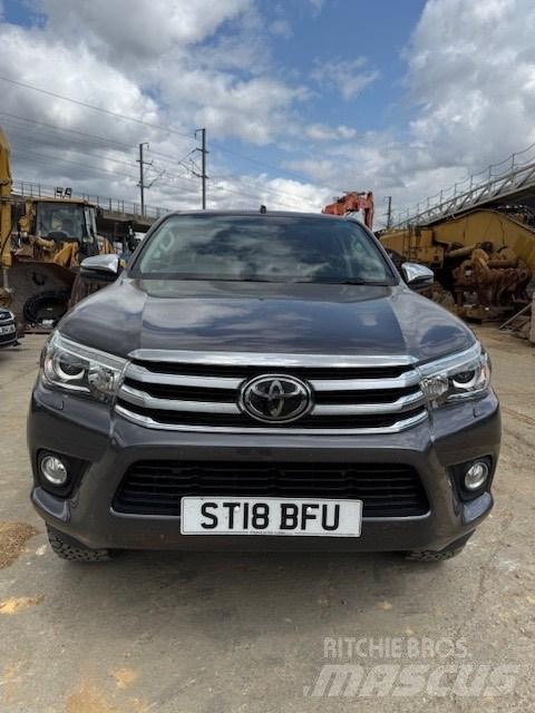 Toyota Hilux Pickup/Pritschenwagen