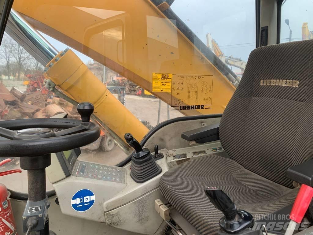 Liebherr A 904 C Mobilbagger