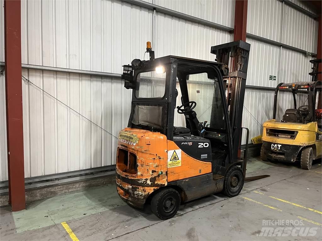 Doosan D20SC-5 Diesel Stapler