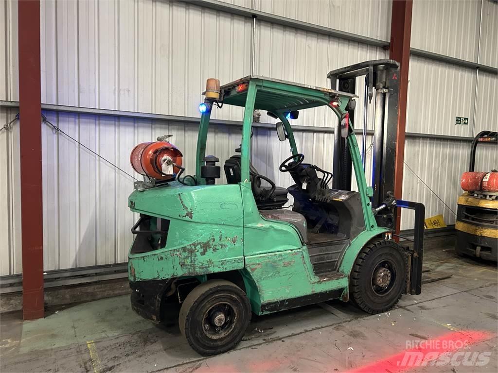 Mitsubishi FG40NT Gas Stapler