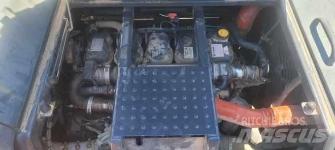 Doosan DX 300 LC-5 Raupenbagger