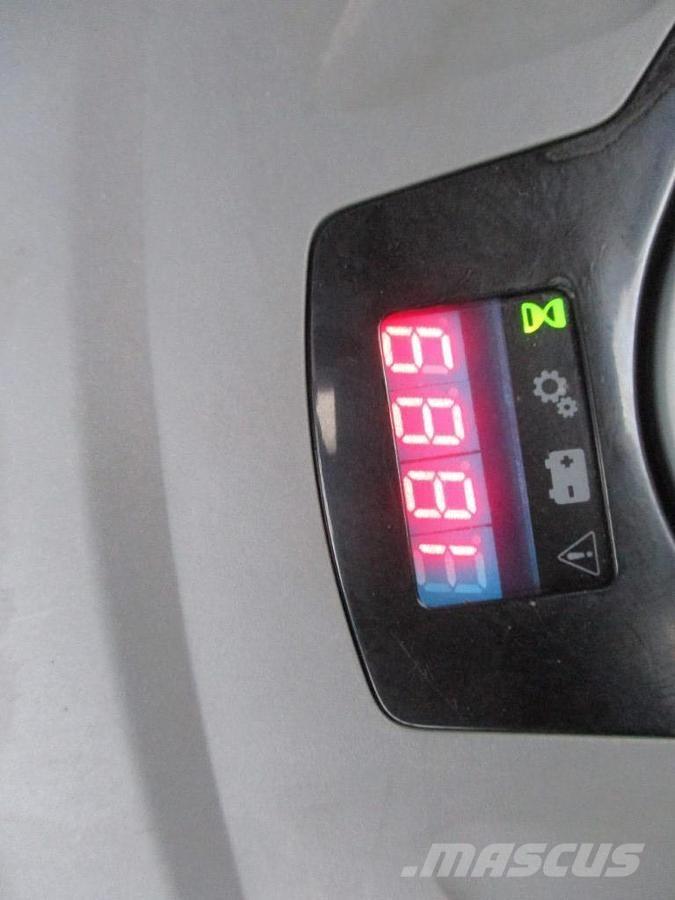 Toyota SPE120 Gabelstapler mit Fahrerstand