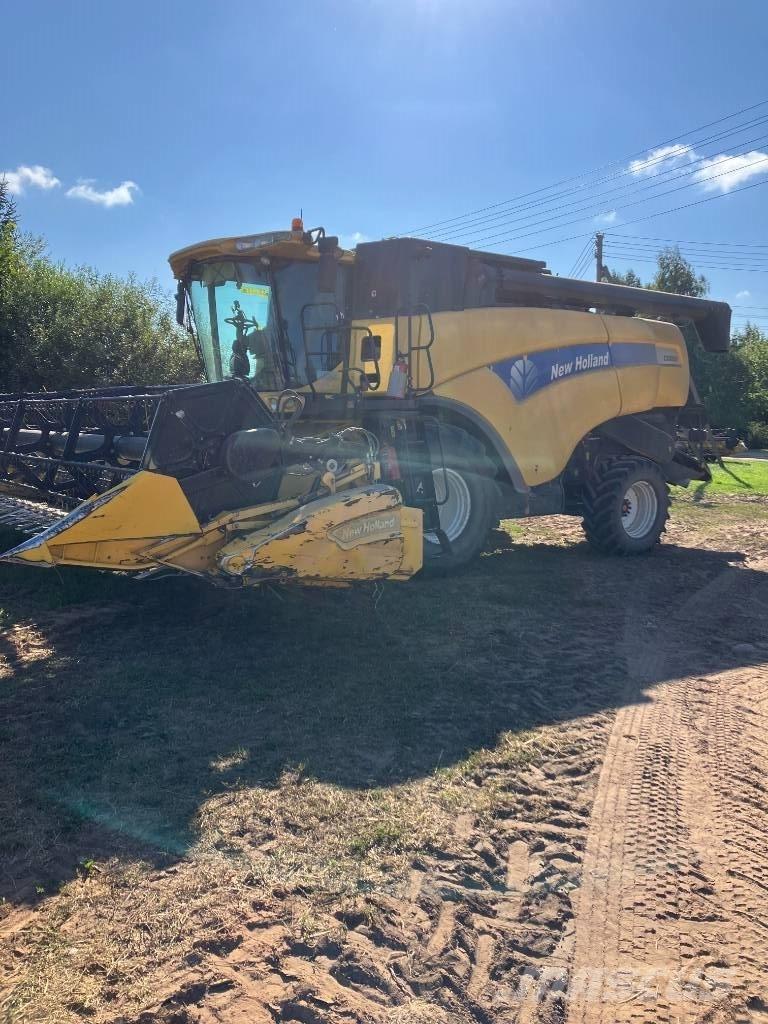 New Holland CX 8080 Mähdrescher