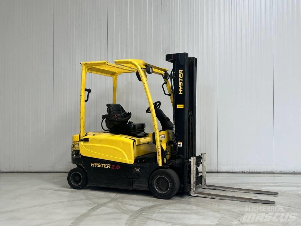 Hyster J2.0XN LWB Elektro Stapler