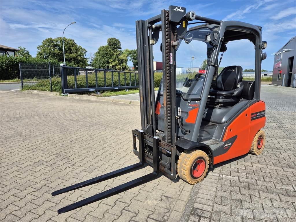 Linde H20T-01 Gas Stapler