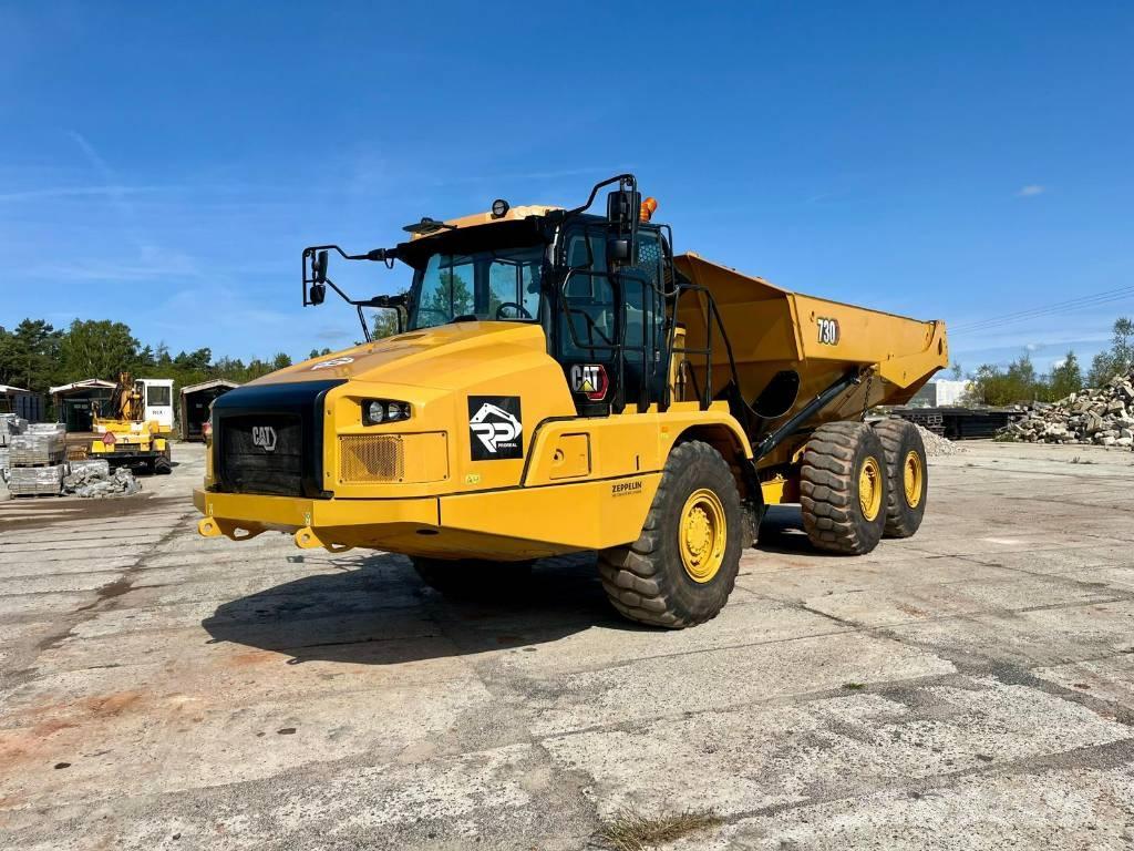 CAT 730 Dumper - Knickgelenk
