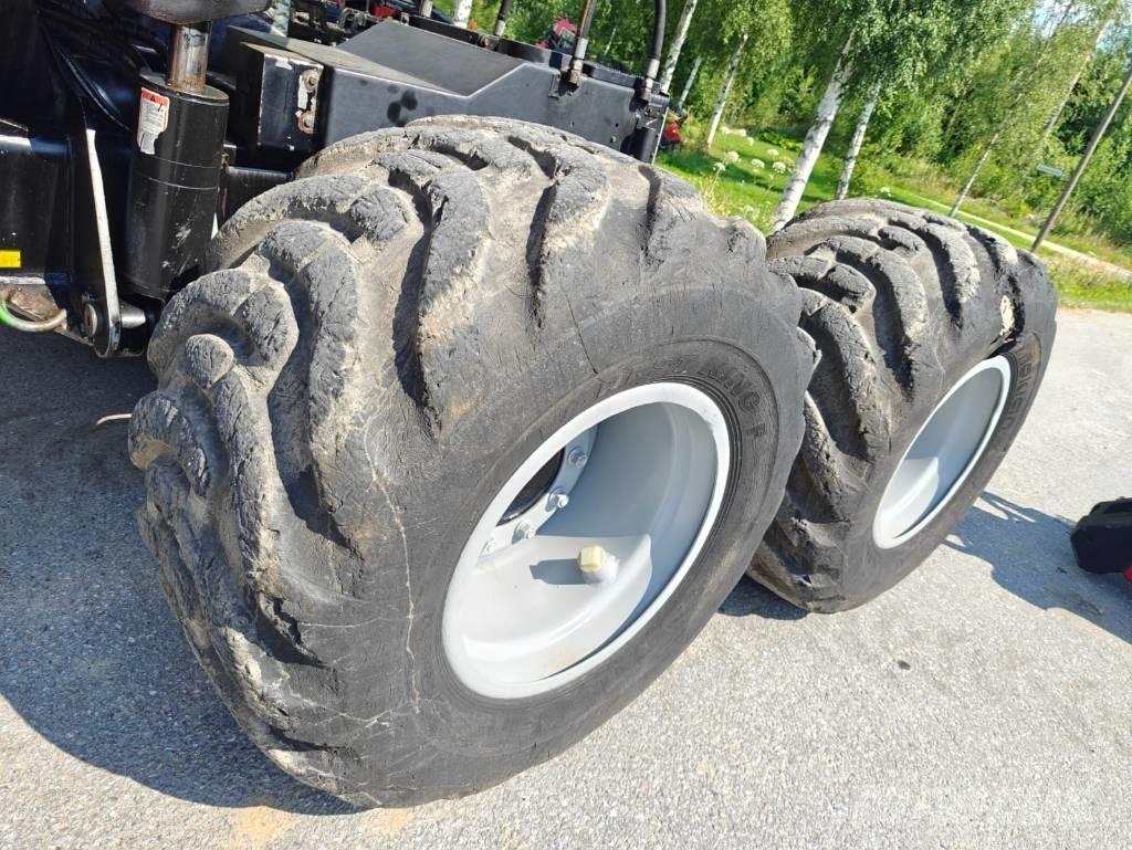 Komatsu 911.4 Harvester