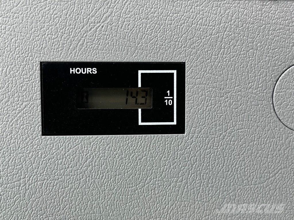 Hyundai HX 140 AL Raupenbagger