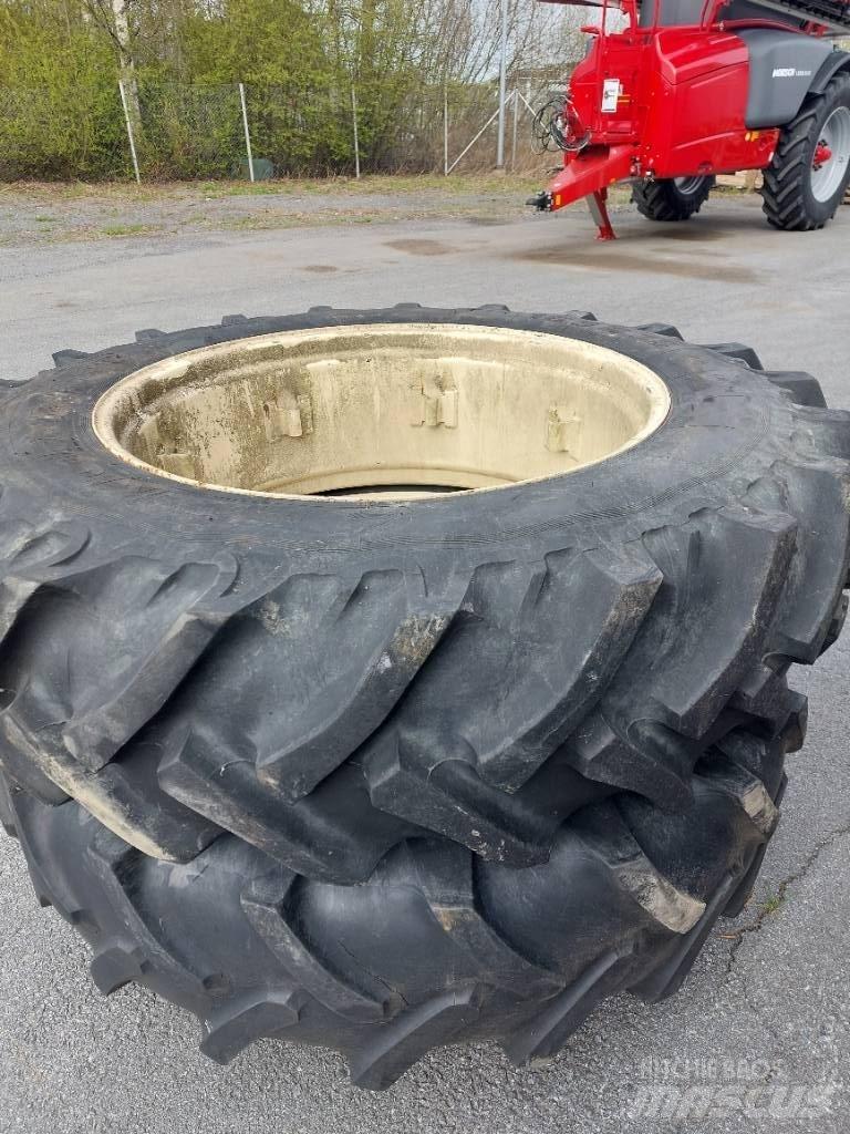  Paripyörät 16.9R38 Reifen