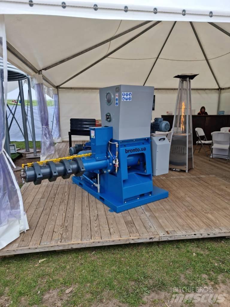 Bronto RP-500 Sonstige Ernte Verarbeitung und -lagerung