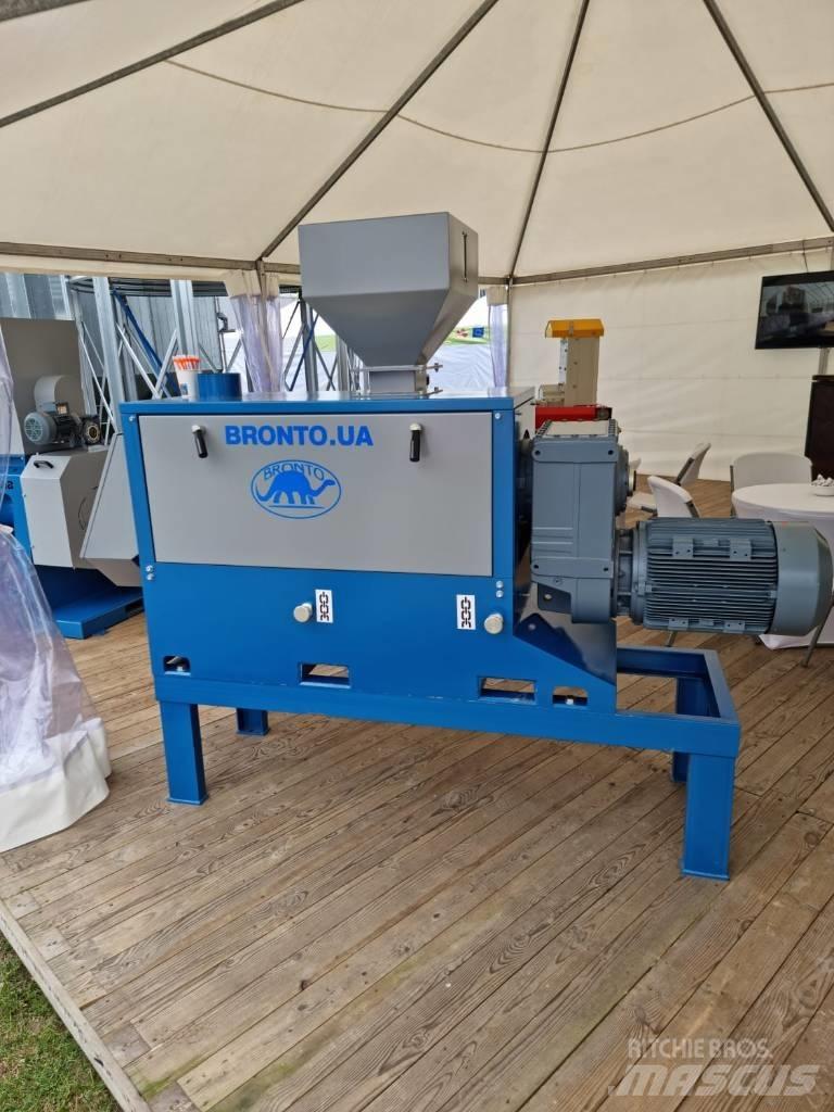 Bronto RP-500 Sonstige Ernte Verarbeitung und -lagerung