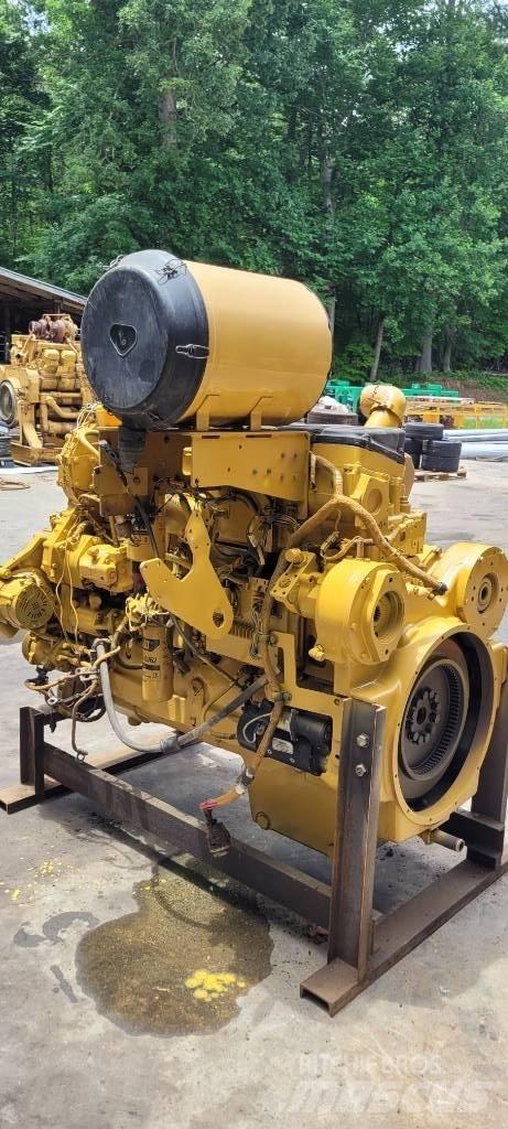 CAT C15 Geländestapler